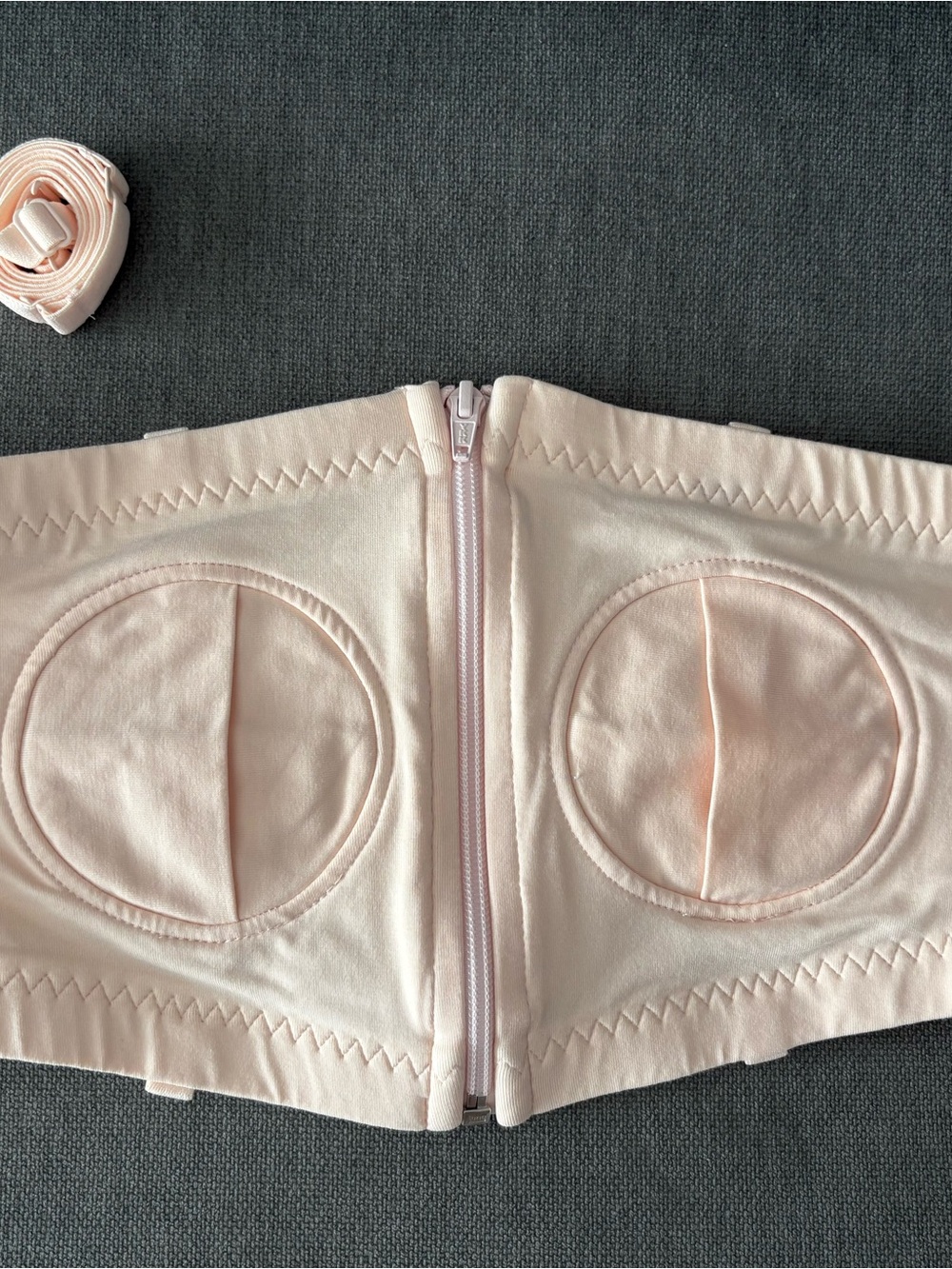 NWOT Simple Wishes Hands Free Pumping Bra
